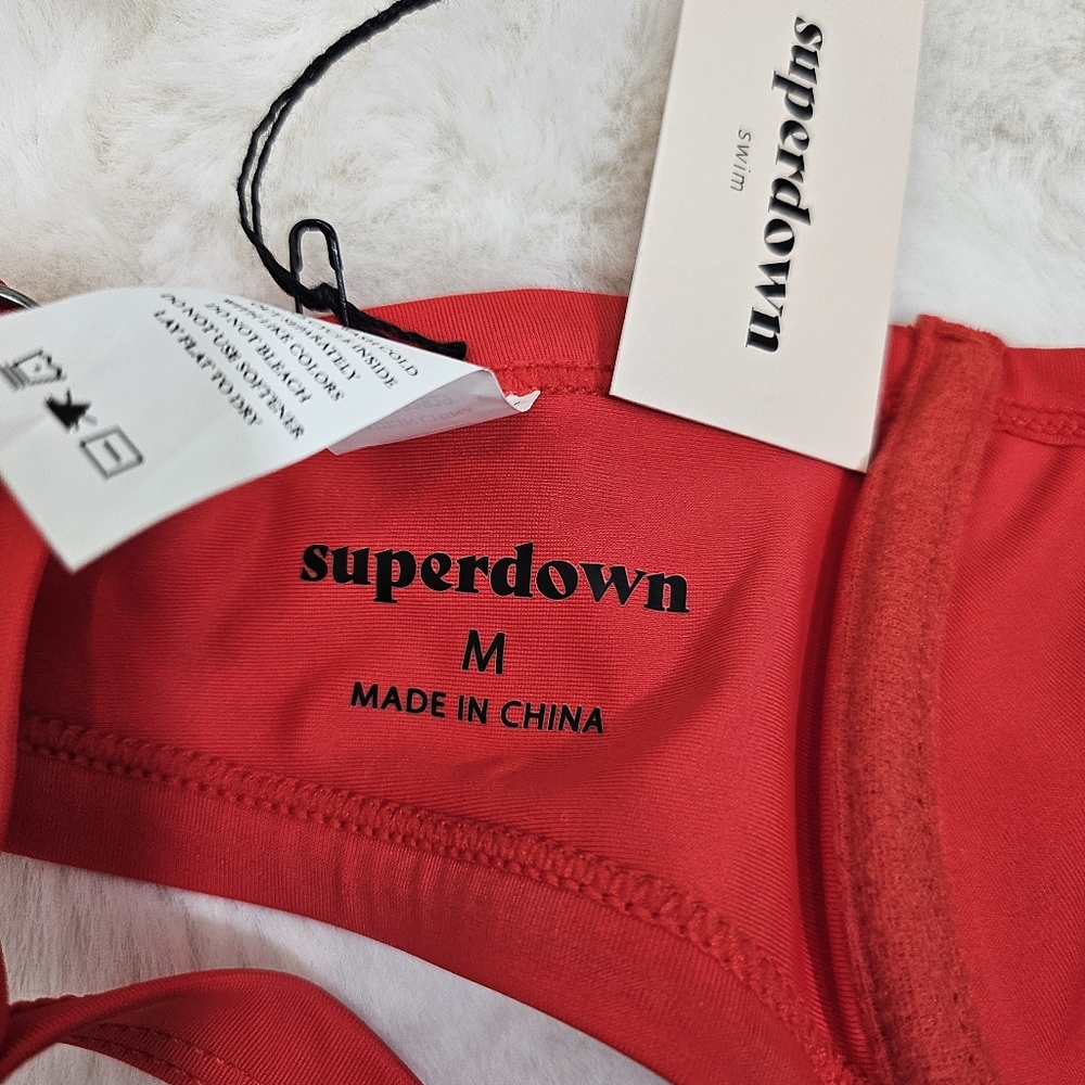 SUPERDOWN Red Women's Bikini TOP Size M. - Picture 10 of 12